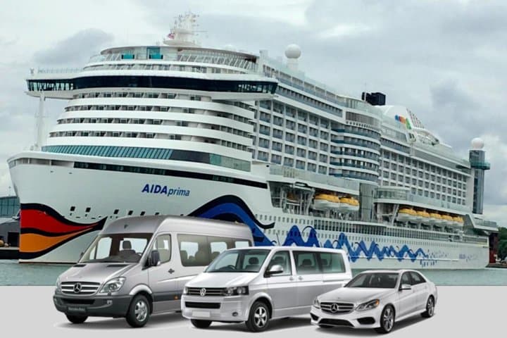 Private Port Arrival Transfer: Southampton Cruise Terminals to Gatwick Airport — Meet & Greet Chauffeur photo 3