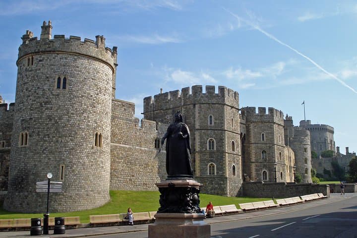 Private Afternoon Trip from London to Windsor Castle with Tickets and Audio Guide