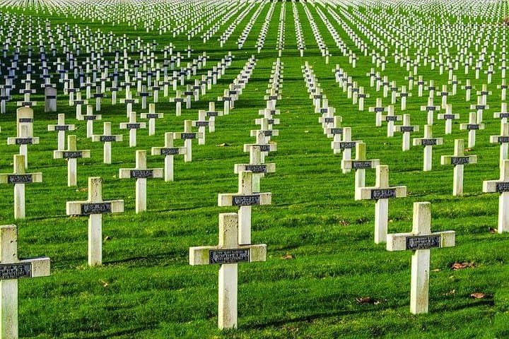 Private Somme Battlefields Tour from Paris — Thiepval, Péronne & Villers-Bretonneux photo 1