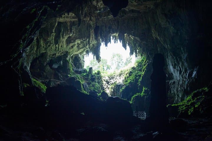 Serikin Market & Fairy Wind Cave: Weekend Border Market and Cave Walk from Kuching photo 2