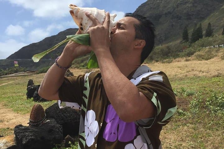 Secret Oahu Culture Tour with a Local Guide — Makapuu, Heiau & Kailua photo 2