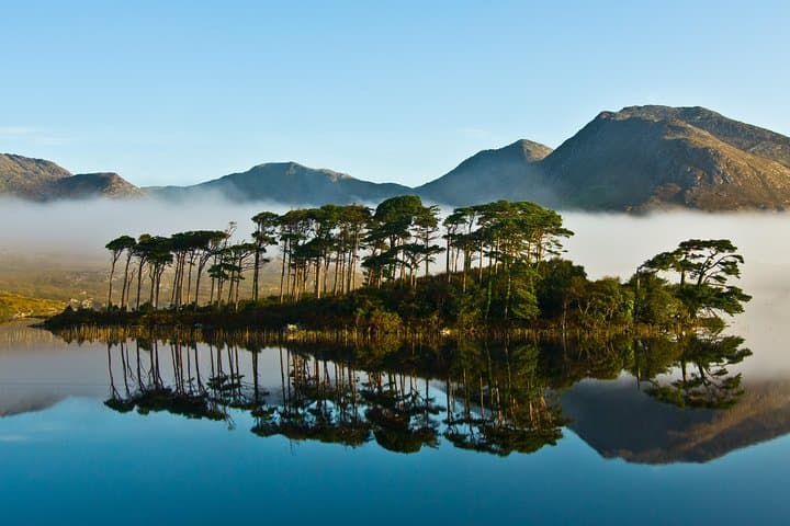 Connemara Day Trip: Kylemore Abbey & Wild Atlantic Way from Galway