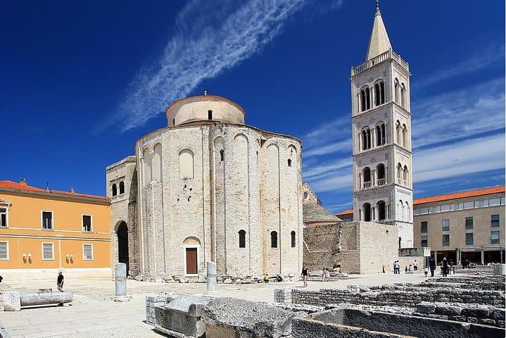 Zadar by Bike: Beaches, Lighthouses & Old Town in 2 Hours photo 2