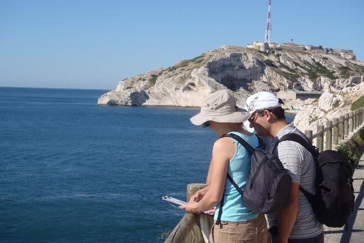 Orientation Race in Provence: Half-Day Navigation Adventure in the Calanques and Sainte-Victoire photo 2
