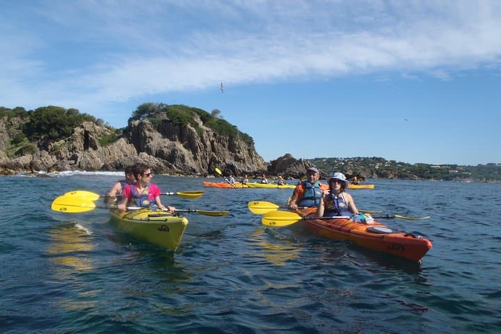 Kayak the Calanques: Full-Day Paddle from La Ciotat photo 4