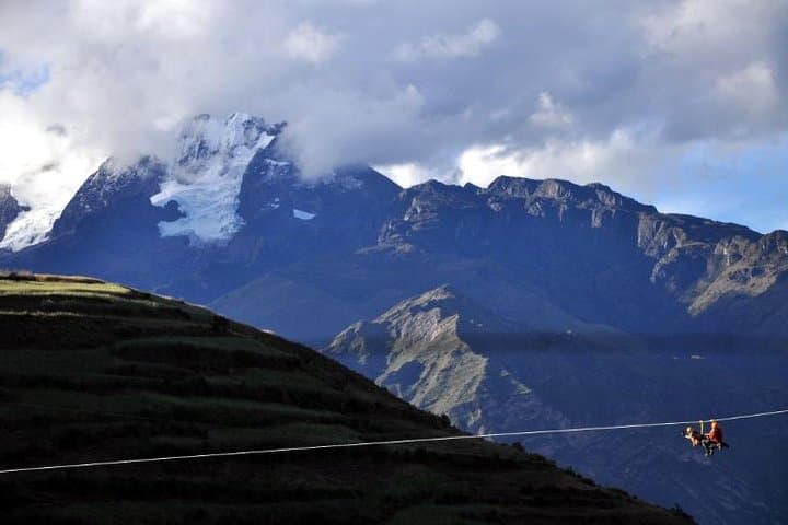 Cusco Rafting and Zipline on the Vilcanota River photo 3