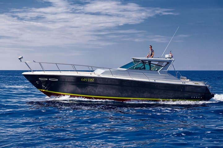 Private Blue and Green Cave Yacht Tour from Hvar: Full-Day Vis & Pakleni Islands Expedition photo 4