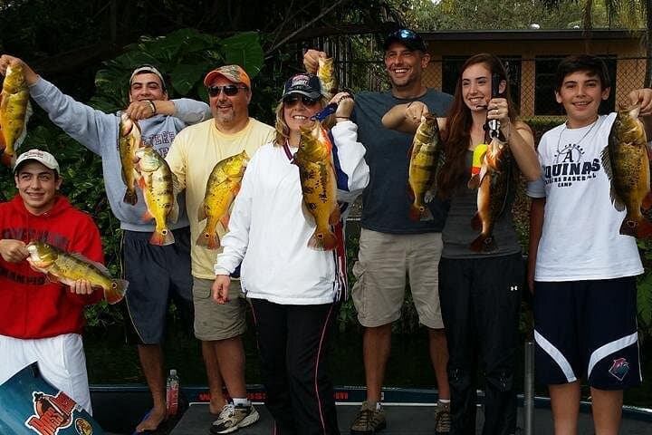 Peacock Bass Fishing Near Palm Beach — Guided Charters on Lake Osborne photo 2