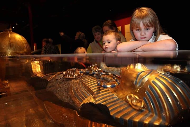 Full-Day Pyramids & Sphinx Tour with Egyptian Museum and Khan el-Khalili photo 6