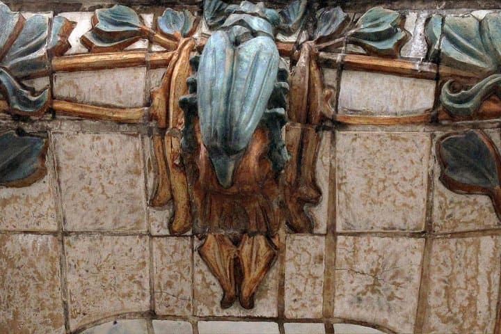 Paris Art Nouveau Private Walking Tour: 2-Hour Guided Exploration