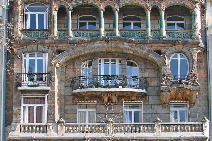Paris Art Nouveau Private Walking Tour: 2-Hour Guided Exploration photo 2