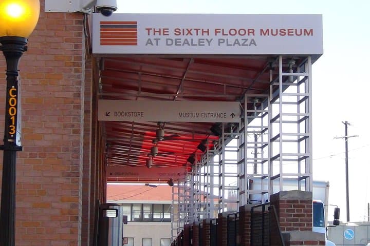 Walk Dealey Plaza: JFK Assassination, Grassy Knoll & Sixth Floor Museum Tour photo 5