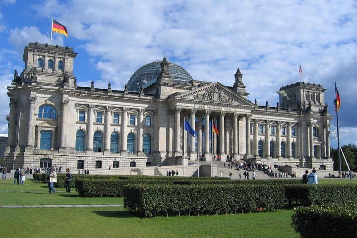 Private 3-Hour Walking Tour of Berlin — Highlights, Reichstag & Practical Tips