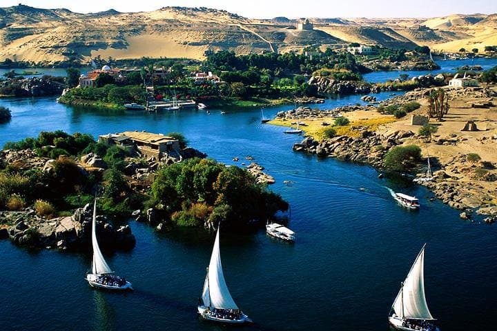 4-Day Nile Cruise from Aswan — Aswan to Luxor Temples & River Journey photo 2