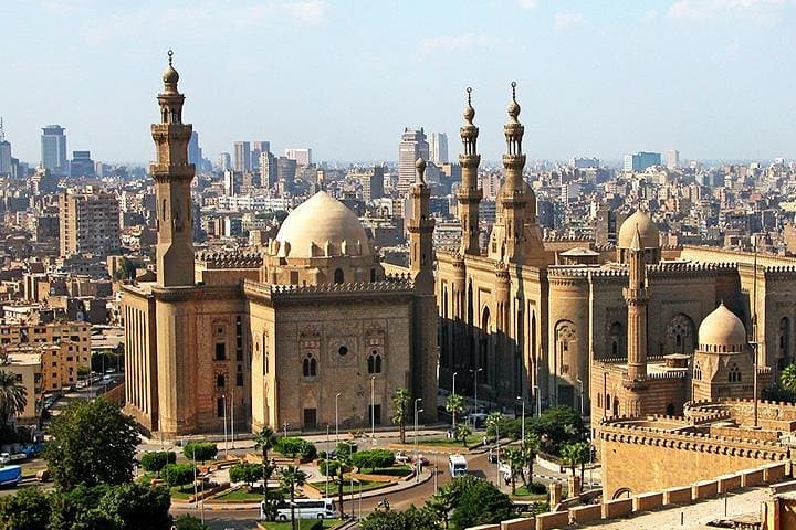 One-Day Cairo by Plane from Hurghada — Pyramids, Egyptian Museum & Khan el-Khalili photo 5