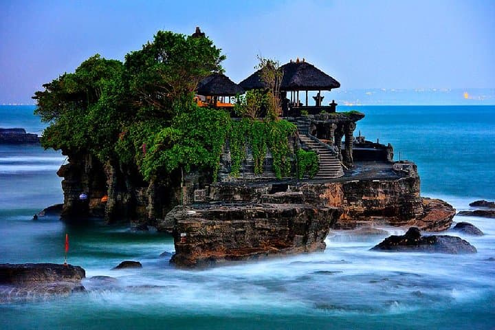 Private Bali Day Trip: Bedugul, Jatiluwih & Tanah Lot Temples photo 3