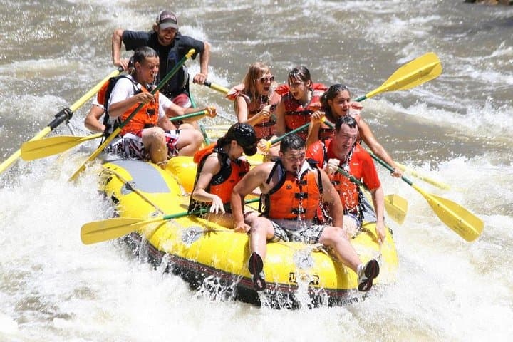 Whitewater in Glenwood Canyon: Half-Day Rafting on the Colorado River photo 5