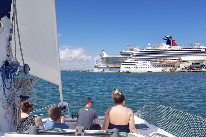 San Juan Bay Day Sail: 90-Minute Catamaran Cruise with Drinks photo 4