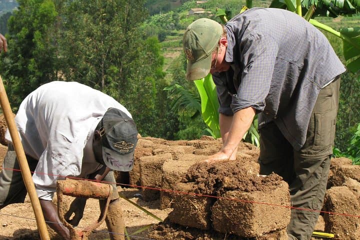 Hands-On Traditional Construction Workshop in Rural Rwanda