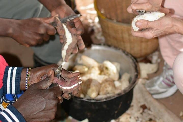 From Field to Feast: Traditional Rwandan Cooking Day near Muhanga
