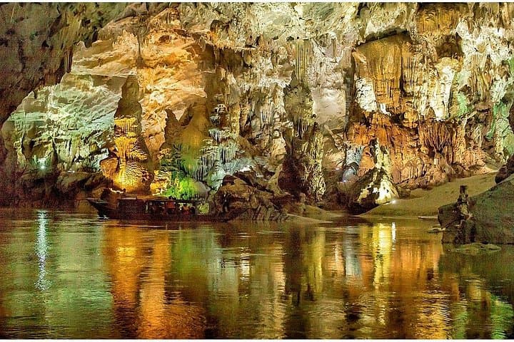 Hoi An to Phong Nha via Hue: 2-Day World Heritage Road Trip photo 2