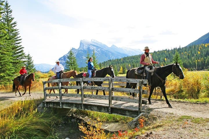 Explore Banff National Park on a 2-Hour Scenic Horseback Riding Tour
