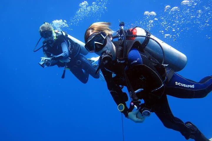 Koh Kood Rescue Diver and EFR Course: 4-Day Emergency Response and Rescue Training photo 2