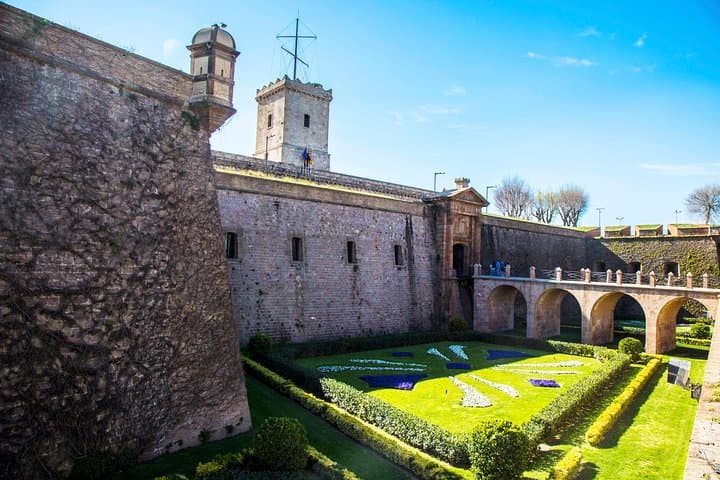 Montjuïc Mountain Private Walking Tour: Castle, Cable Car & Olympic Ring photo 2