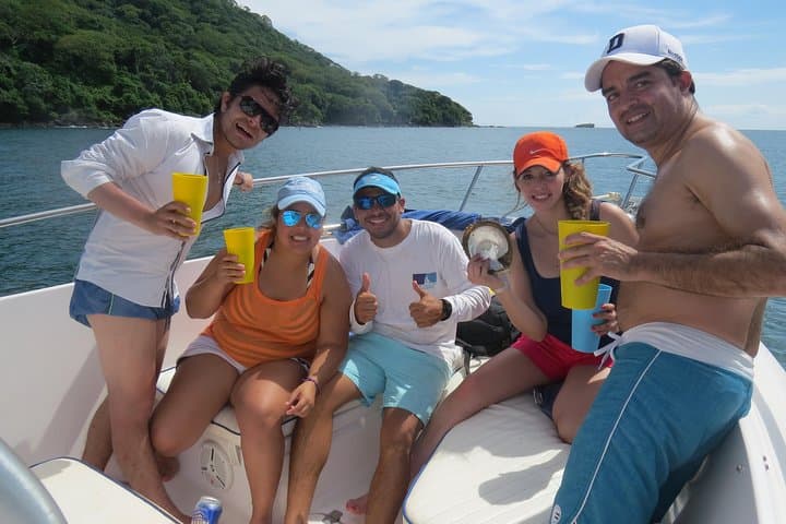 Private Taboga Island Fishing & Scenic Cruise from Panama City photo 4