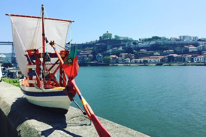 Full-Day Private Porto Tour from Lisbon — Douro River, Clerigos & São Bento photo 2