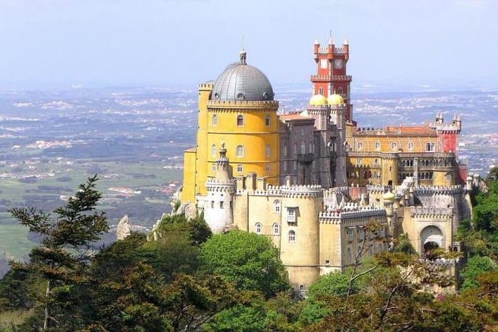 Private Day Tour: Sintra, Cabo da Roca, Cascais & Estoril from Lisbon