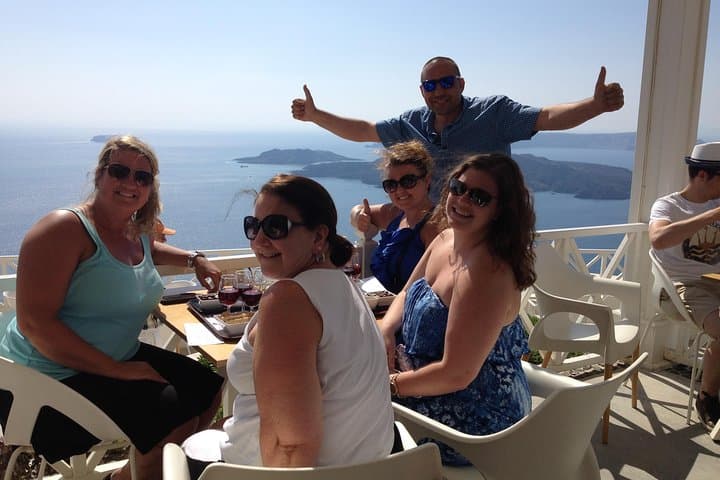 Explore Santorini in a Day: Private Full-Day Caldera & Akrotiri Guided Tour photo 4