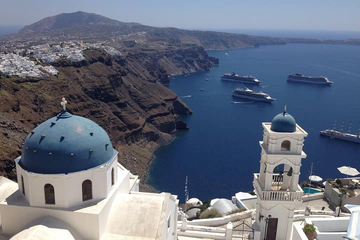 Discover Santorini's Hidden Gems: A Private 6-Hour Journey