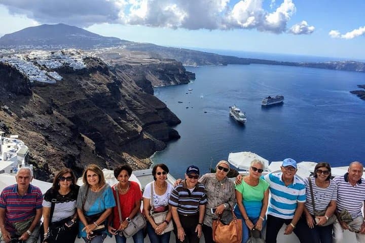 Santorini 5-Hour Small-Group Sightseeing Tour — Oia, Imerovigli & Black Sand Beaches photo 6