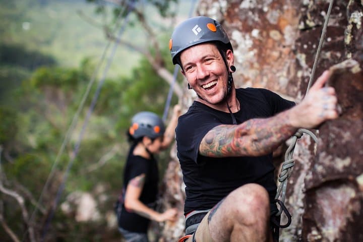 Climb Mt Ngungun: Glass House Mountains Rock Climbing Day Trip from Brisbane