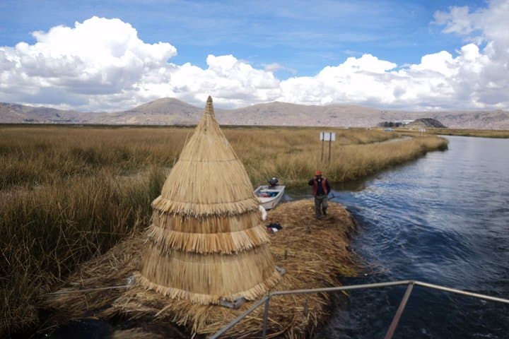 Day Trip to the Uros and Taquile Islands from Puno — Lake Titicaca Floating Islands & UNESCO Textiles photo 2