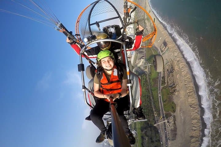 Paragliding Costa Verde: 10–15 Minute Flights Over Lima's Pacific Coast photo 2