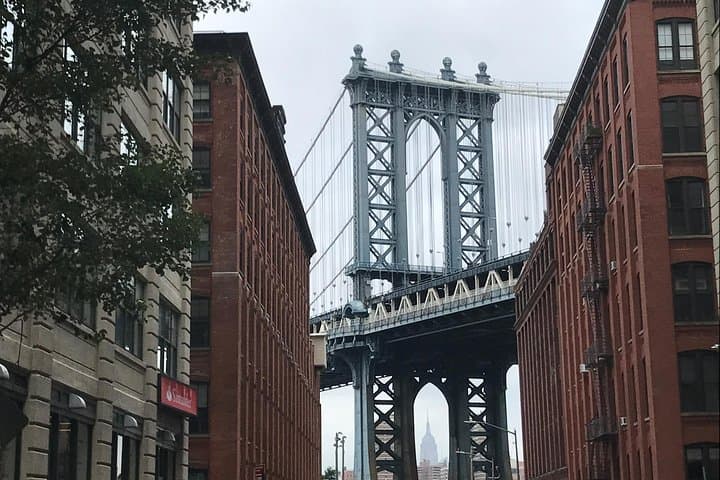 New York Contrasts: Brooklyn, The Bronx, Queens & Manhattan Highlights