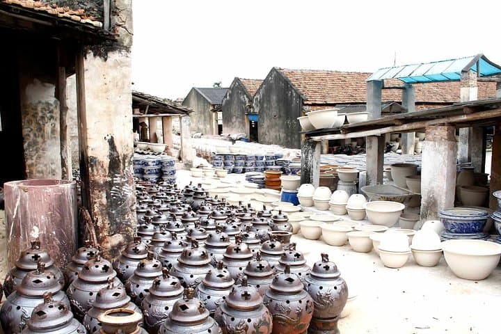 Hanoi Pottery & Silk Villages Full-Day Tour with Puppet Show photo 2