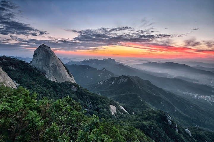 Bukhansan Private Hike from Seoul with Traditional Korean Lunch