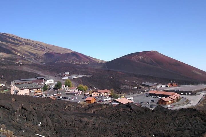 Etna Excursion and Lunch: Volcano Hike and Etna DOC Wine Tasting