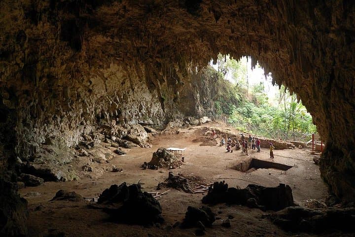 Cycling to Belilena Cave: Kitulgala Rubber-Plantation Ride and Jungle Hike photo 3