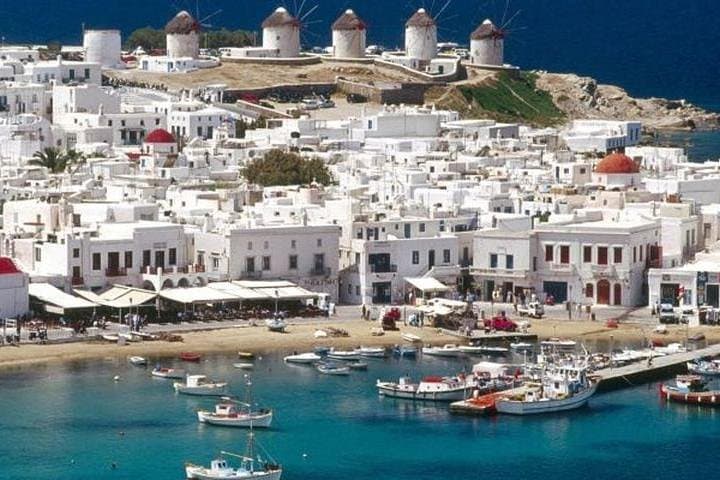 Half-Day Private Mykonos Tour: Mykonos Town, Ano Mera & Beaches photo 2