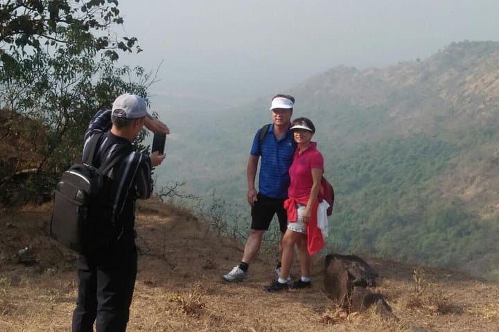 Full-Day Sagargad Fort Trek from Mumbai — Alibaug Hill Fort, Waterfalls & Sea Views