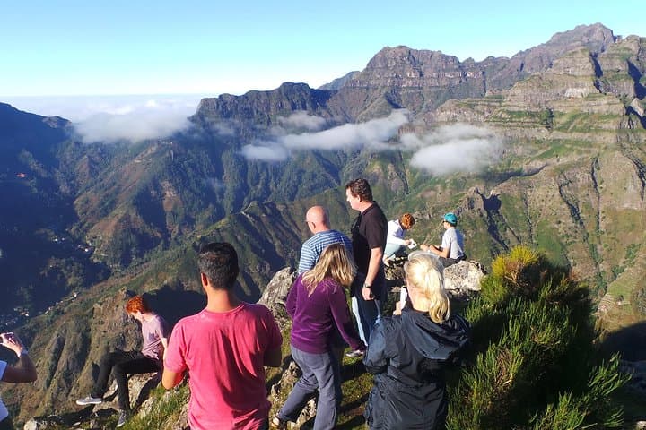 Private Half-Day 4x4 Jeep Tour in Madeira — East or West Highlights photo 2