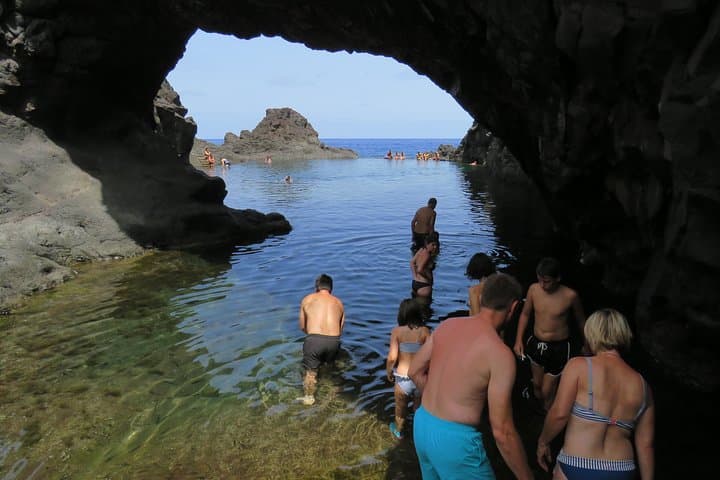 Northwest Madeira 4x4 Tour — Volcanic Pools, Levadas & Clifftop Views photo 3