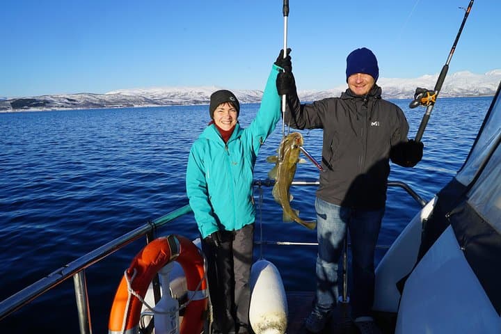 luxury-yacht-fishing-arctic-queen-tromso-day-cruise photo 1