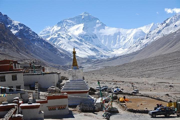 Lhasa to Everest: 6-Night Small-Group Train Tour from Xining to Everest Base Camp photo 2