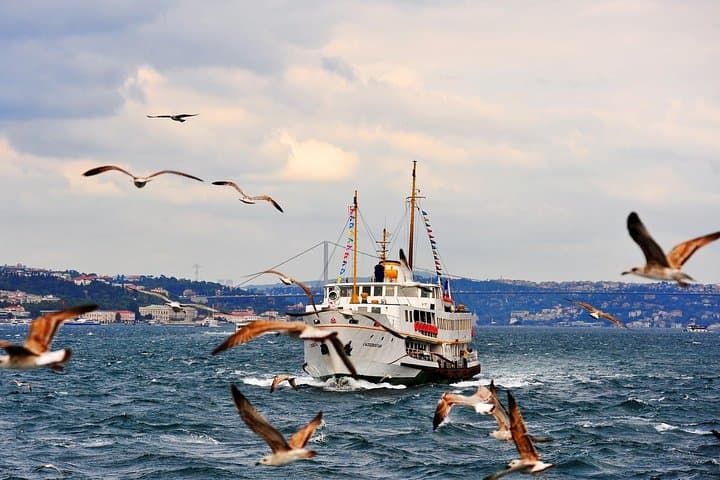 Afternoon Bosphorus Boat & Bus Tour with Pierre Loti Cable Car — Cruise, Cable Ride, City Highlights