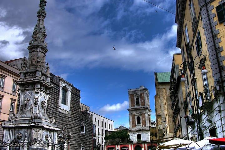 Central Naples Bike Tour: 3-Hour Guided Ride Through Historic Neapolis